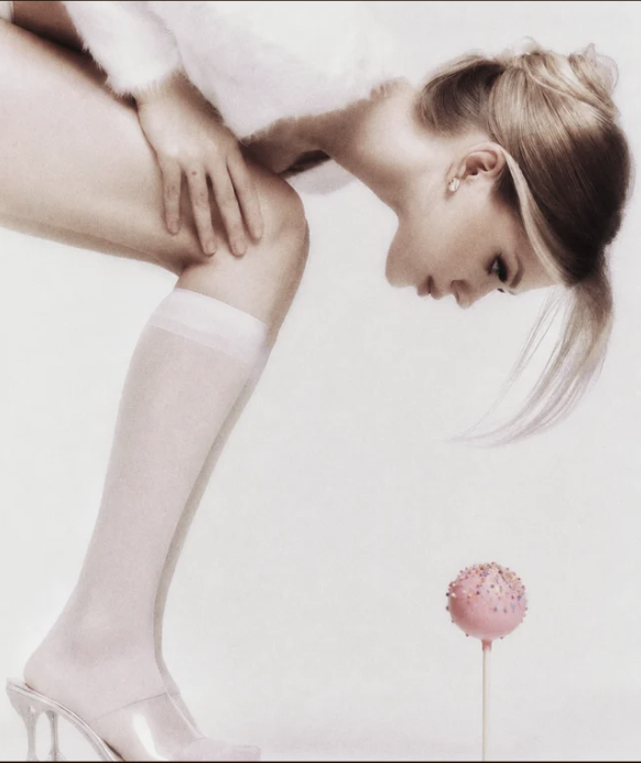 AI visual prototype with PINK product